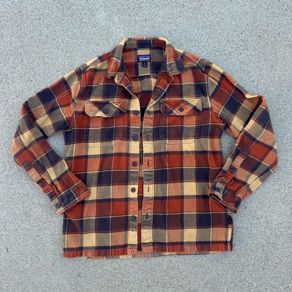 🍂 Patagonia Flannel M Size S Orange Tan and Navy